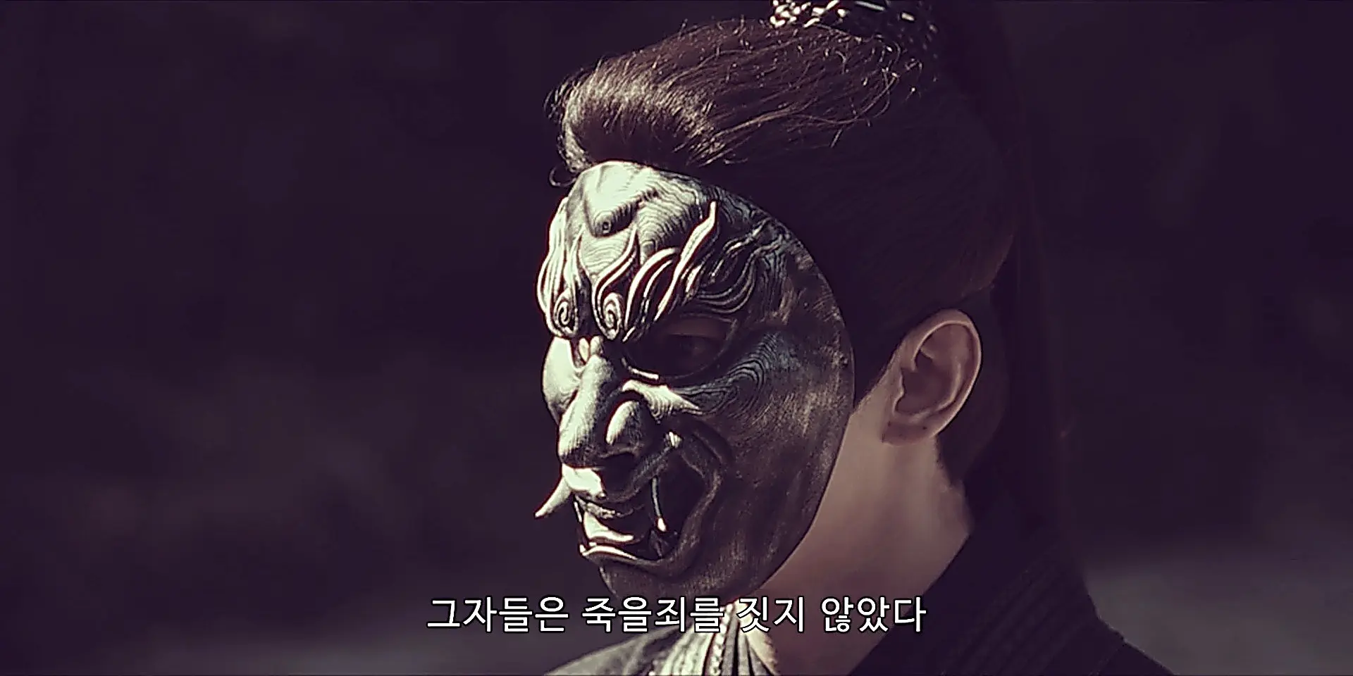 Zhan Zhao recalls his past confrontation with the ruthless vigilante Zhou Jieliang