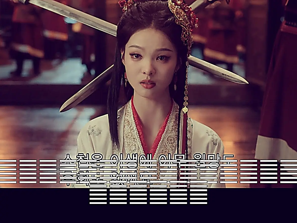 Li Luojun wearing an embroidered cream robe with red collar trim and floral pearl tassel hairpins