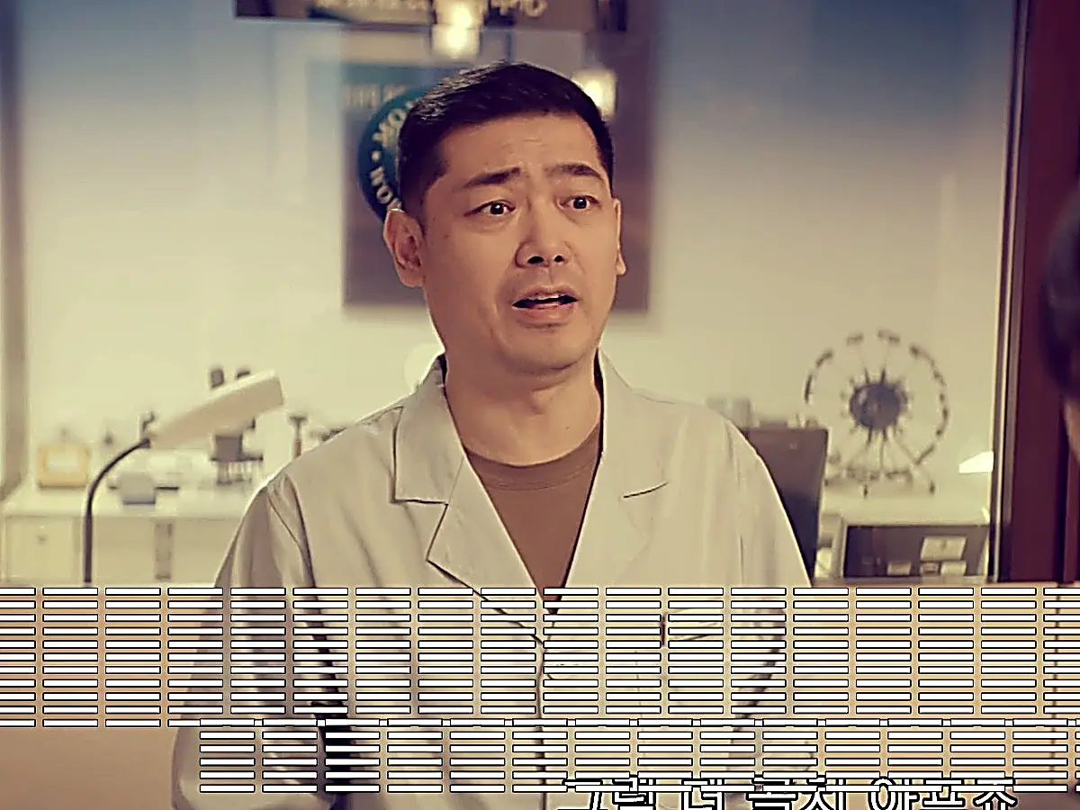 Lin Zhixia at a repair shop learning about the encrypted watch chip