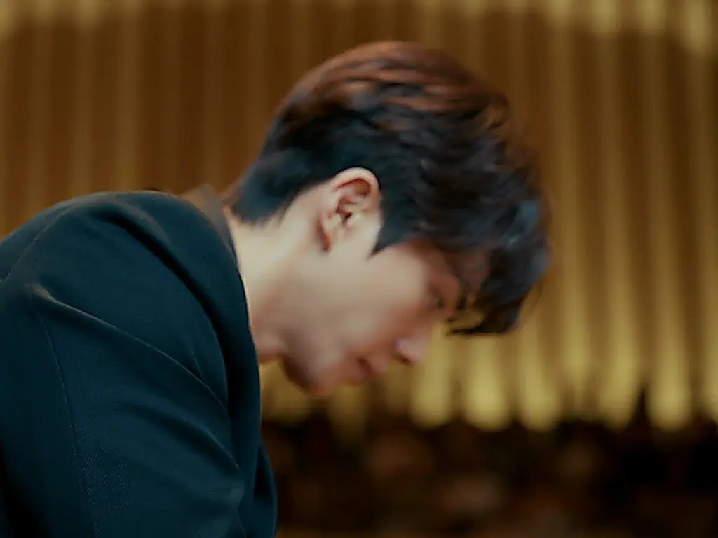 Kang Bi-o performs the premiere of Nemesis with raw emotional focus