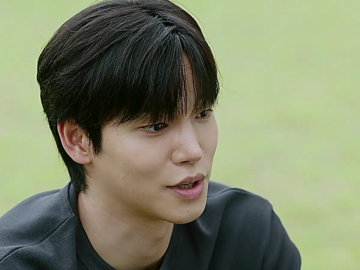 Gyu-o opening up to Mu-jin after finishing the difficult police questioning