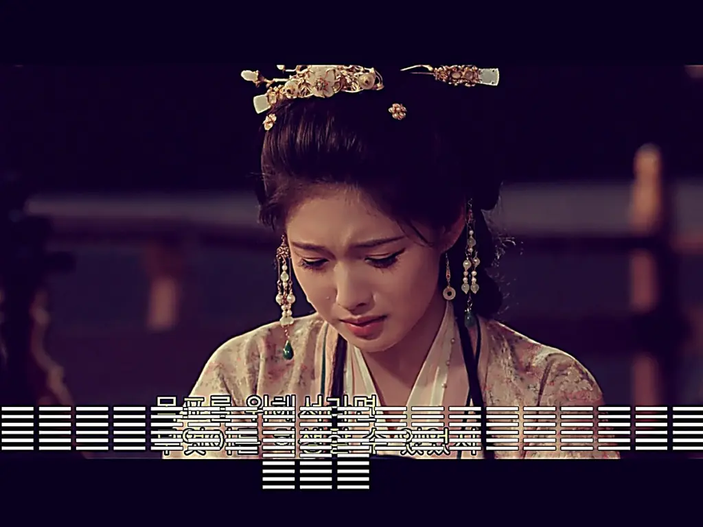 Xie Jiayu crying while reading Xiao Wuyi's secret letter