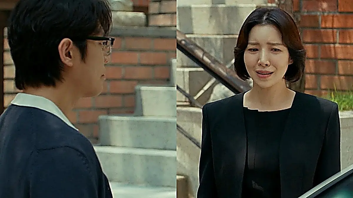 Kang Ji-hye in a tailored black suit jacket outside a residence in Four Hands episode 11