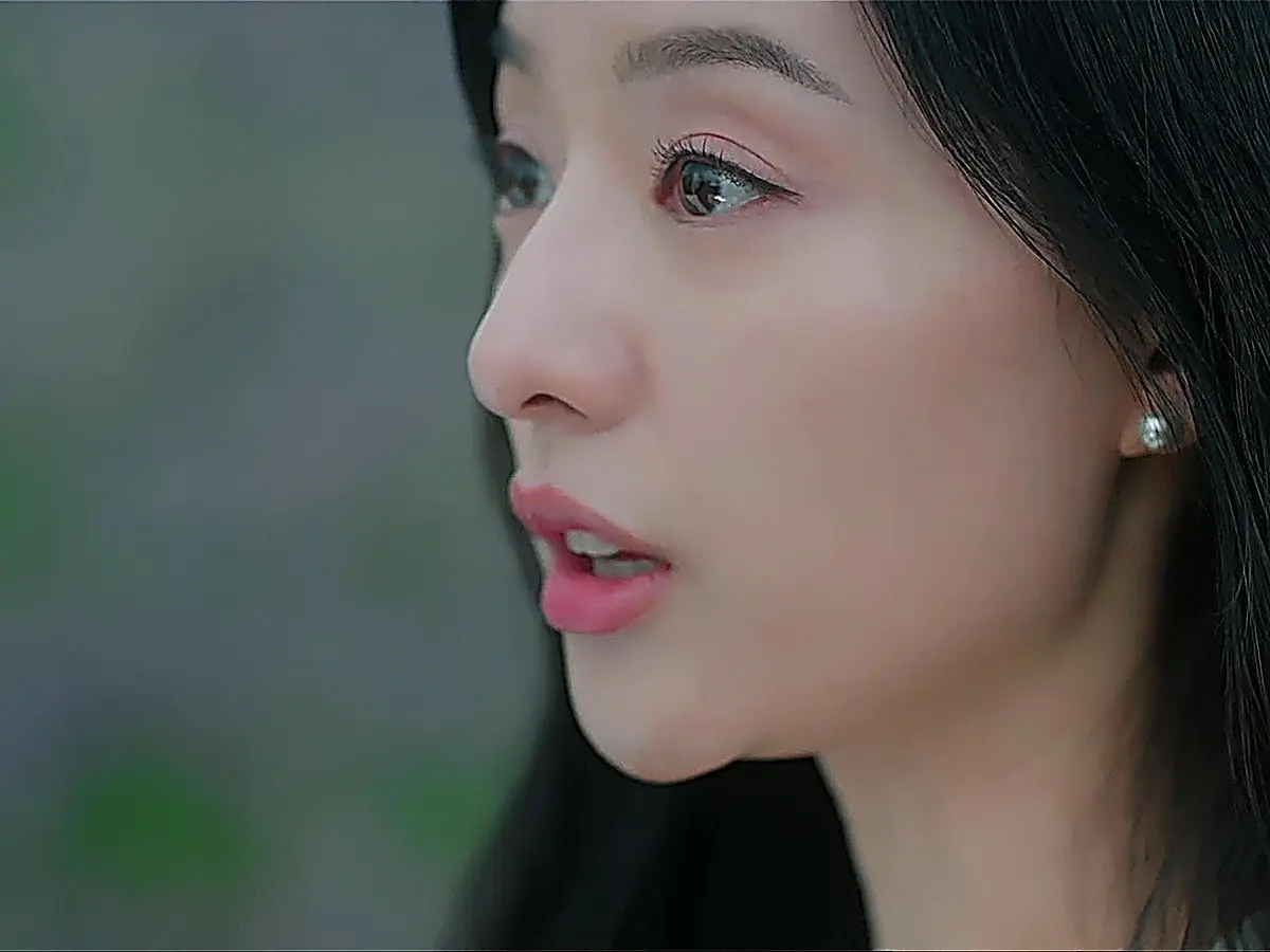 Hong Hae-in explains her refusal to lose her identity through amnesia