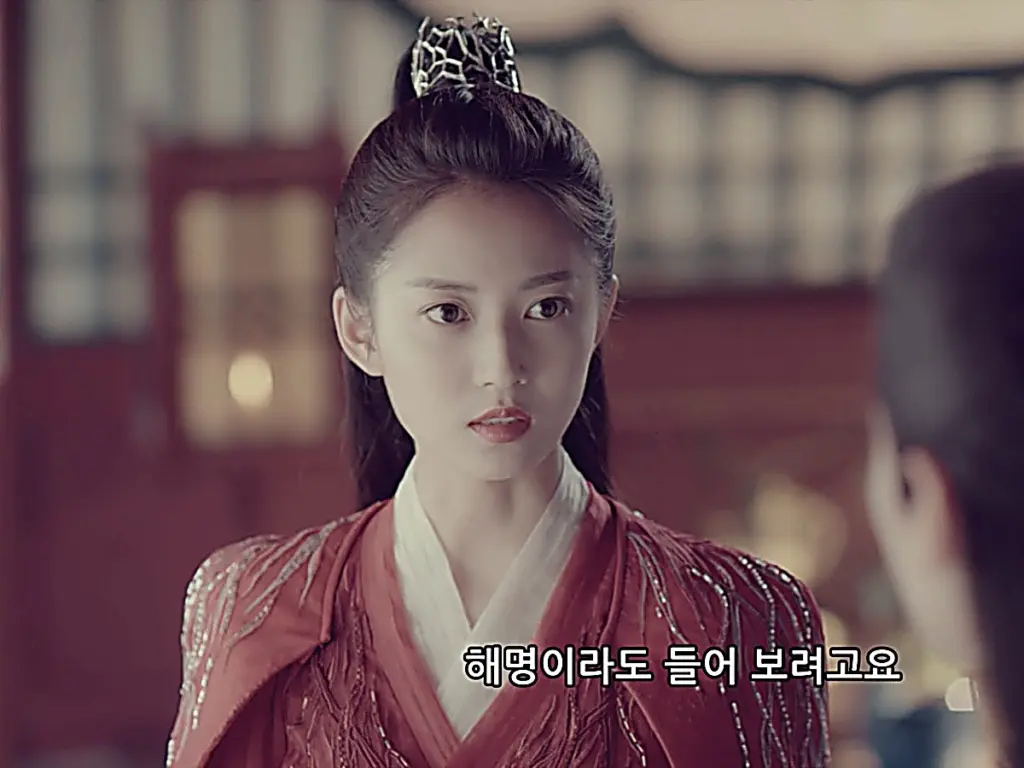 Chong Xuezhi arrives in crimson robes to hear Shangguan Tou's explanation