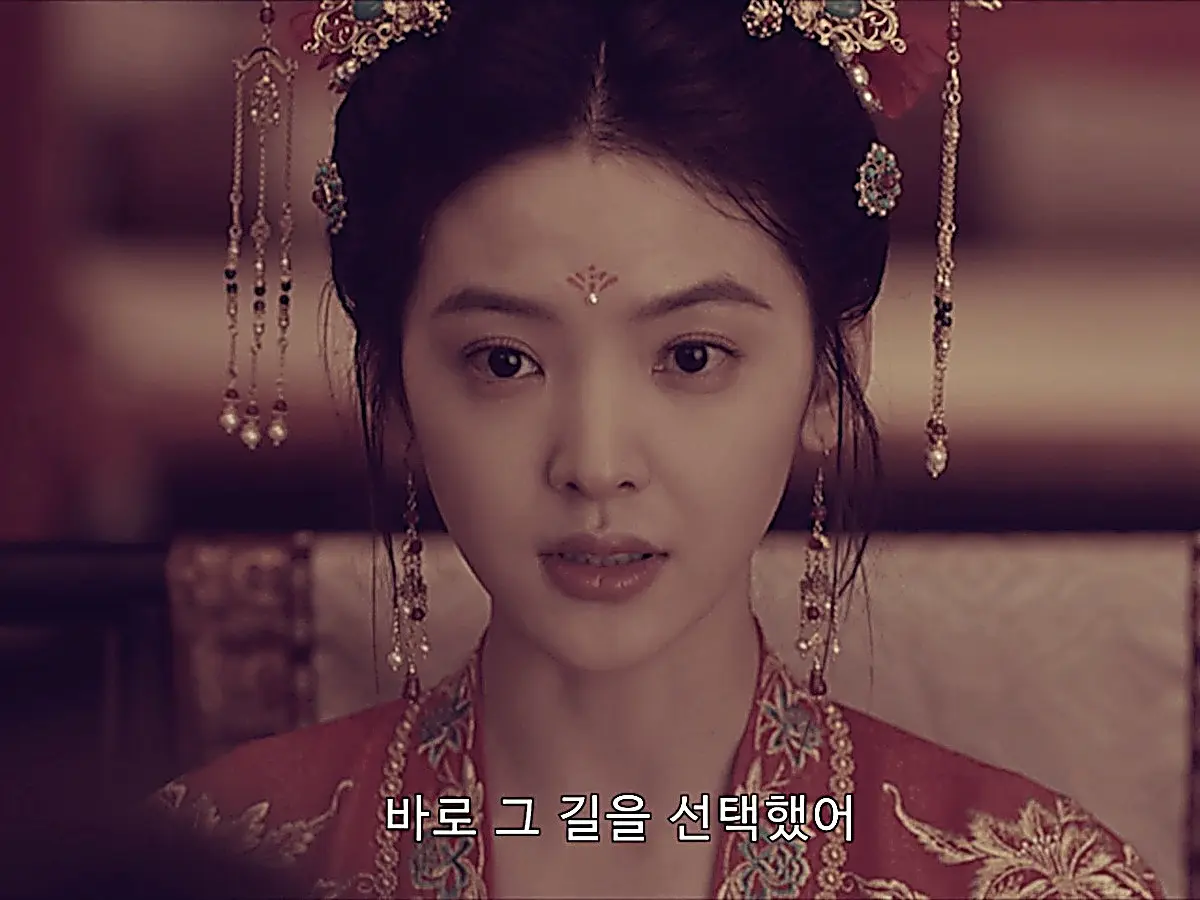 Guo Yinglong declares her resolve in her wedding attire