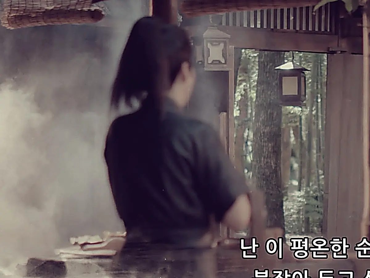 Chong Xuezhi and Yuwen Muyuan reflecting on their secluded life