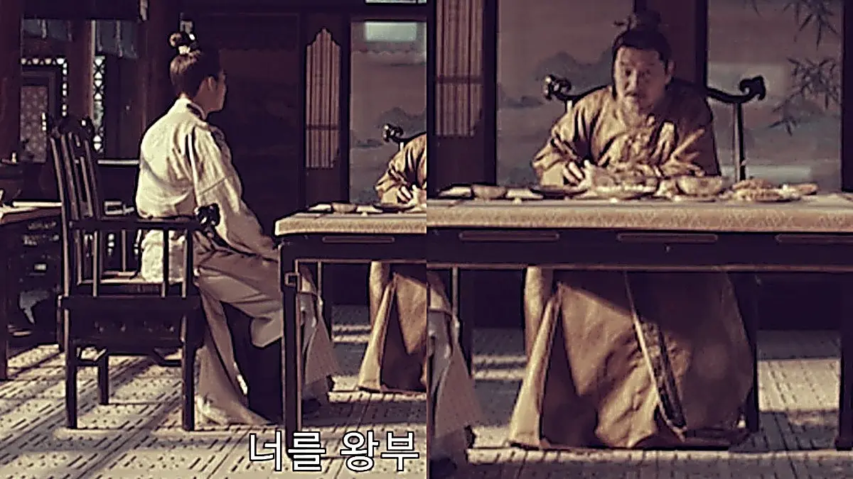 Prince Xiangyang speaking with Xiao Jizhao in the royal manor