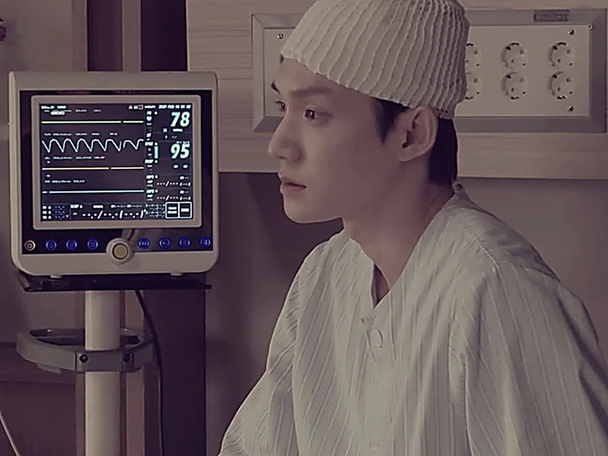 Physicians examine Lim Ji-hoo following his sudden awakening